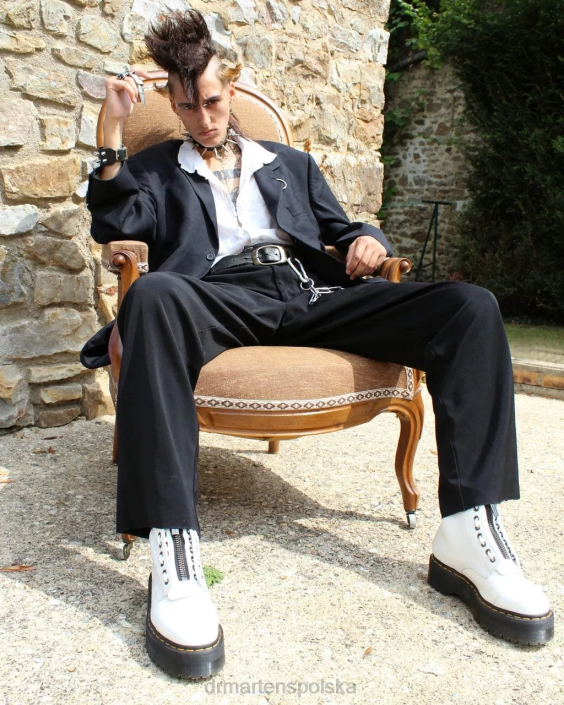 obuwie biała mielona nappa F28B211 Buty na platformie z frezowanej skóry nappa Sinclair dla obu płci Dr. Martens