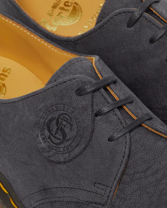 obuwie czarny F28B331 1461 wykonane w Anglii buty oxford ze skóry nubukowej dla obu płci Dr. Martens