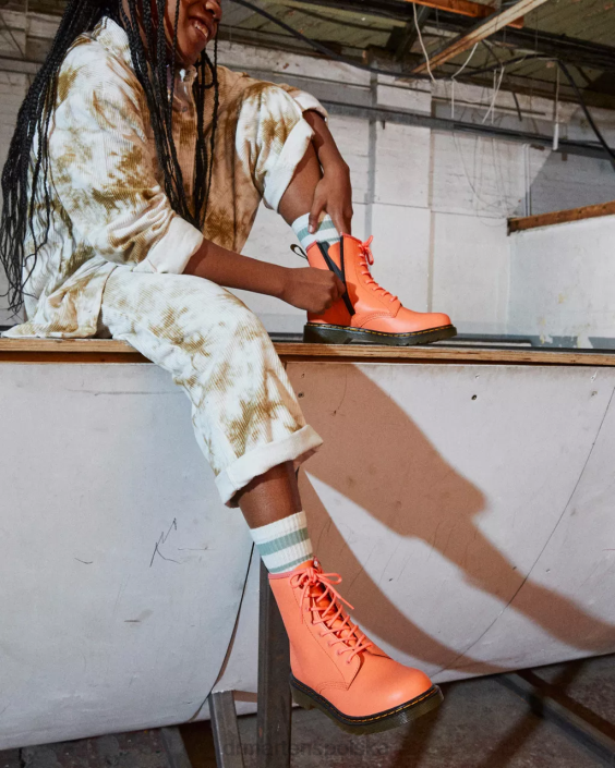 obuwie koralowy romario F28B469 Skórzane sznurowane buty młodzieżowe 1460 Romario Dzieci Dr. Martens