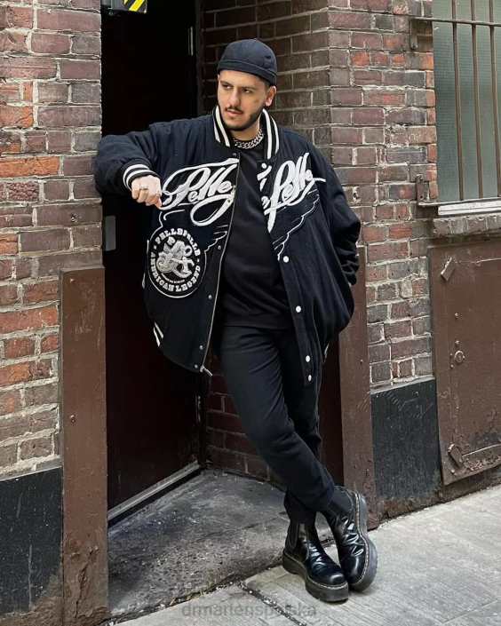 obuwie czarny polerowany gładki F28B24 2976 polerowane gładkie buty Chelsea na platformie kobiety Dr. Martens