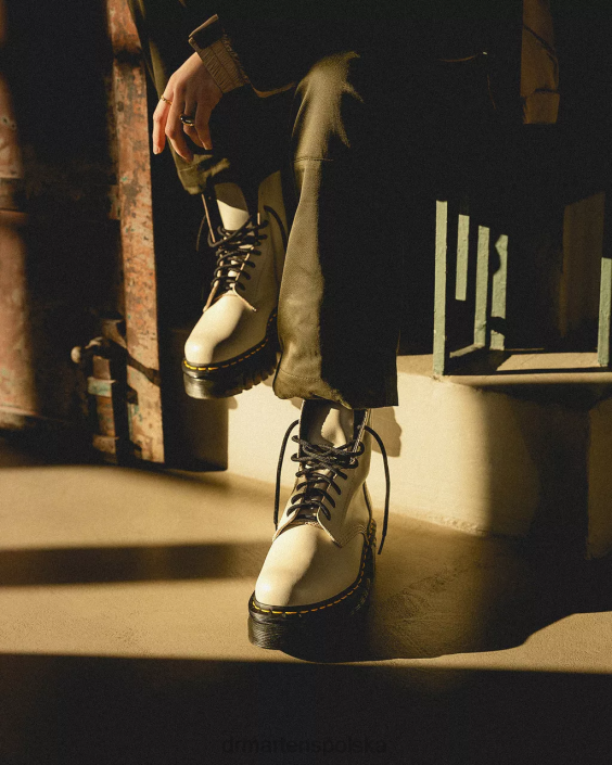 obuwie brukowana szarość nappa lux F28B98 Botki na platformie ze skóry nappa Audrick kobiety Dr. Martens