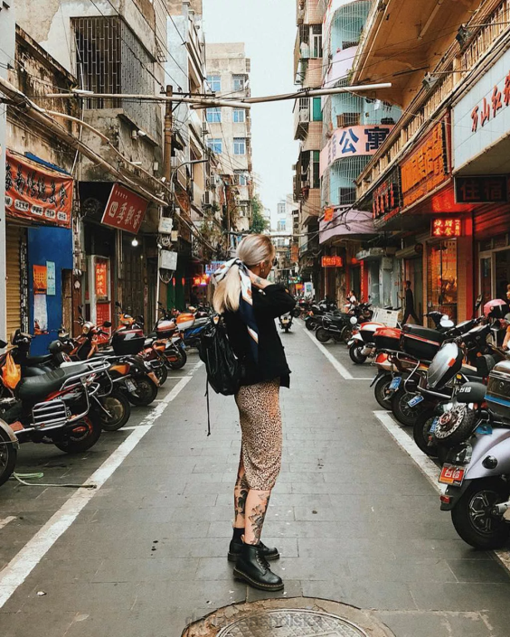 obuwie czarny feliks się ściera F28B97 wegańskie botki 101 Felix kobiety Dr. Martens