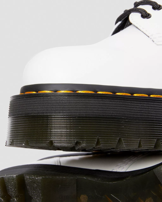 obuwie biały polerowany gładki F28B231 8053 skórzane buty na platformie kobiety Dr. Martens