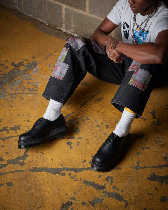 obuwie czarny feliks się ściera F28B223 wegańskie buty na platformie Felix 1461 mono kobiety Dr. Martens