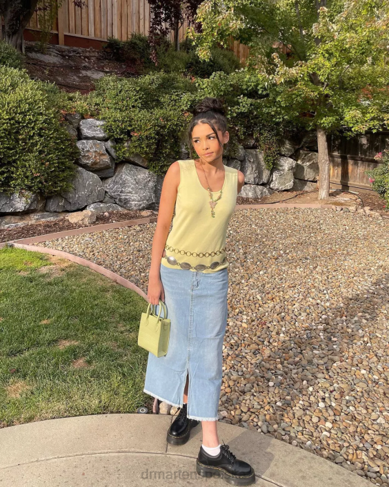 obuwie czarny polerowany gładki F28B216 8053 skórzane buty na platformie kobiety Dr. Martens