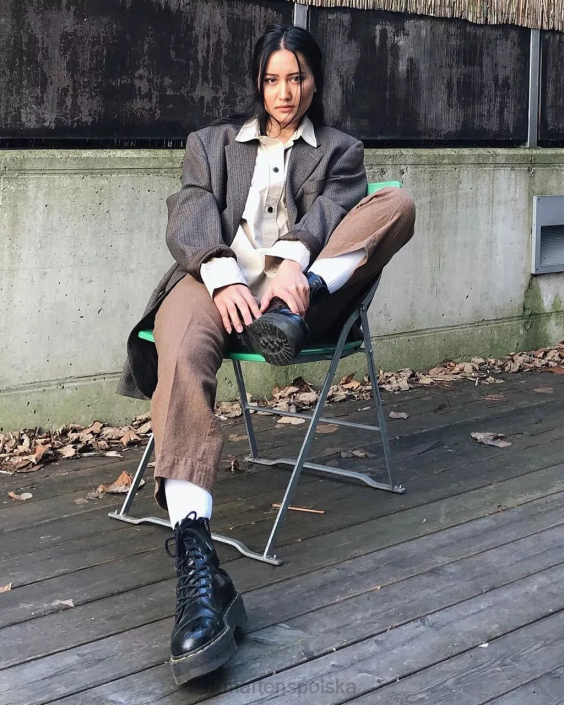 obuwie czarny polerowany gładki F28B209 jadon hi boot na platformie z gładkiej skóry kobiety Dr. Martens