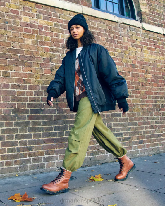 obuwie opalony kowal F28B25 1460 Serena Skórzane buty z wyściółką ze sztucznego futra kobiety Dr. Martens