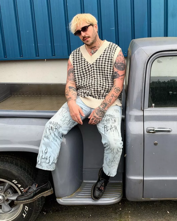 obuwie czarny kilon F28B372 Adrian Made in England skórzane mokasyny z frędzlami w stylu vintage kobiety Dr. Martens