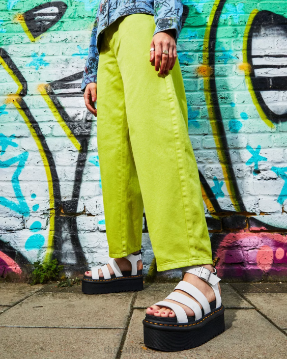 obuwie biała woda F28B249 Sandały Blaire z hydroskórzanej platformy z paskiem kobiety Dr. Martens