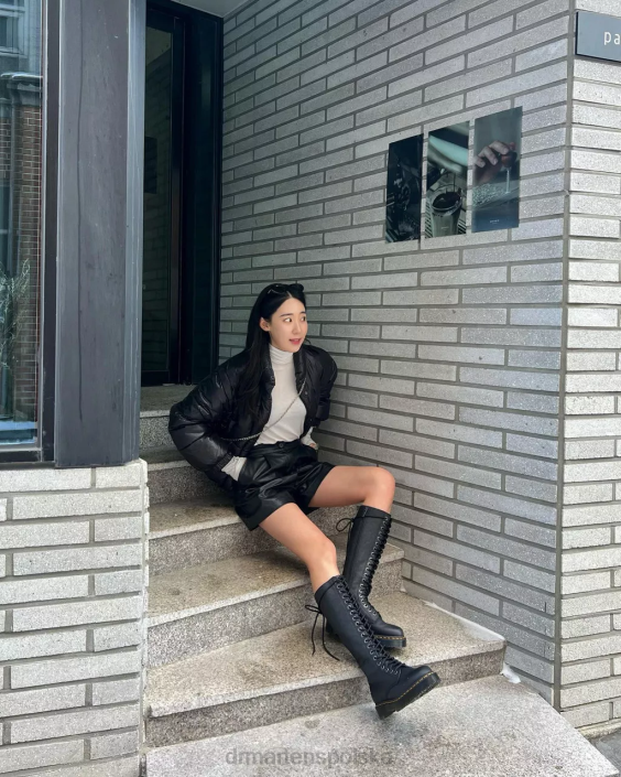 obuwie czarna pisa F28B210 Skórzane kozaki za kolano 1b60 bex pisa kobiety Dr. Martens