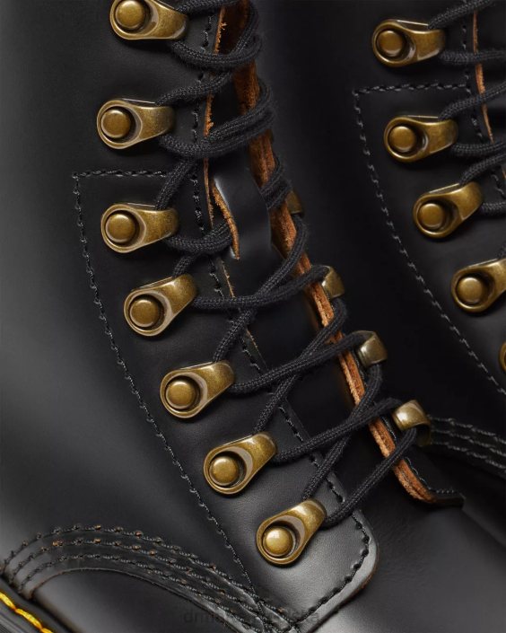 obuwie czarny vintage gładki F28B205 Leona Vintage buty na obcasie z gładkiej skóry kobiety Dr. Martens