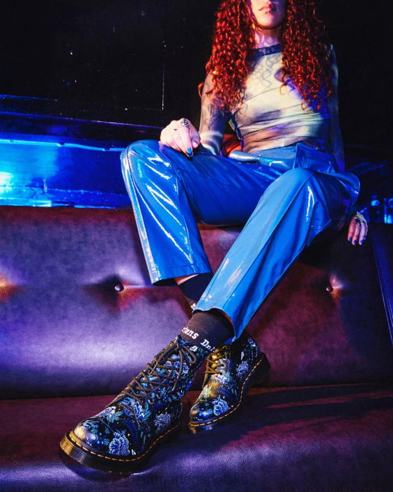 obuwie backhand z czarnym fantomowym kwiatowym cieniem F28B88 1460 pascal mistyczne, sznurowane buty w kwiaty kobiety Dr. Martens