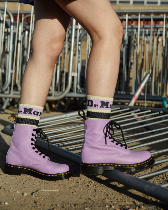 obuwie liliowa Virginia F28B192 1460 Pascal Czarne sznurowane buty z oczkami kobiety Dr. Martens