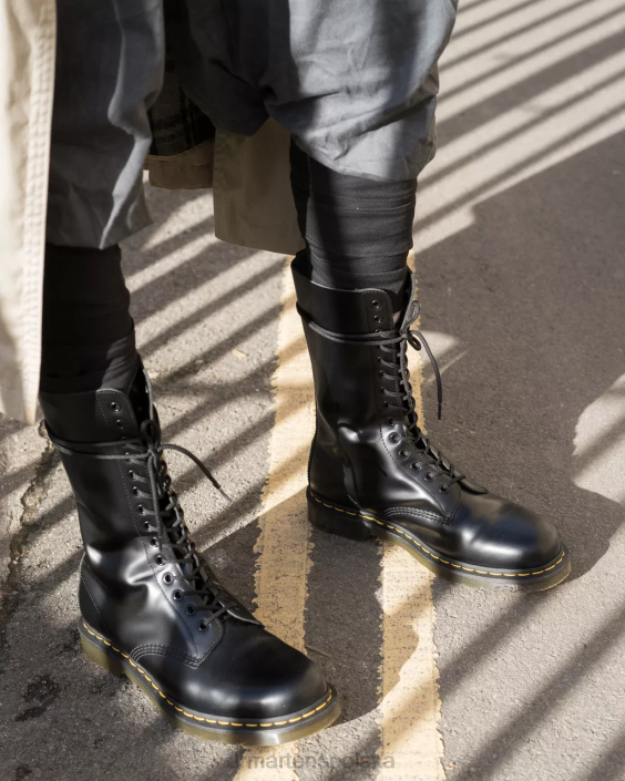 obuwie czarny gładki F28B365 Wysokie buty z gładkiej skóry z 1914 r mężczyźni Dr. Martens