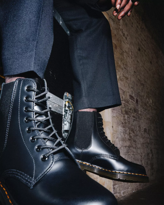 obuwie czarny gładki F28B111 1460 Harper sznurowane buty z gładkiej skóry mężczyźni Dr. Martens